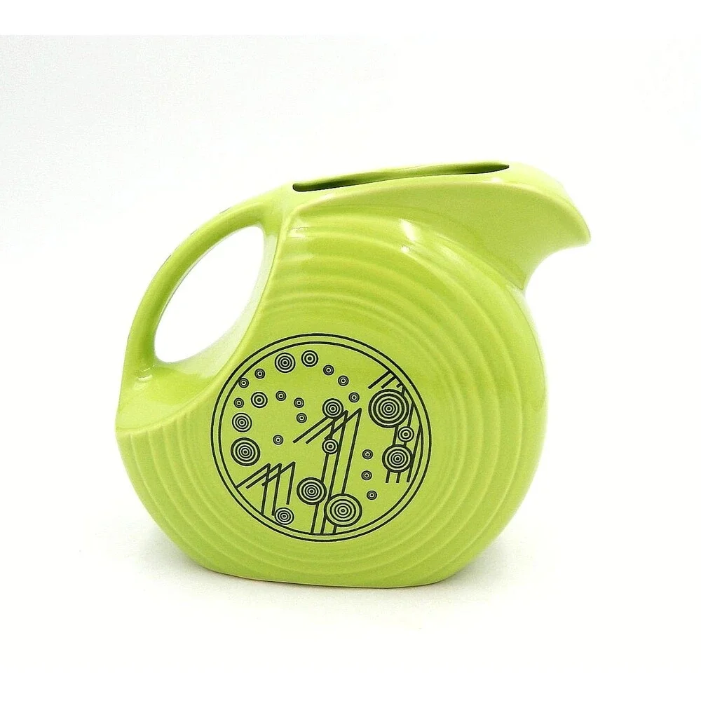 Homer Laughlin Fiesta Chartreuse Champagne Bubbles Large Disc Water Pitcher - Picture 3 of 10